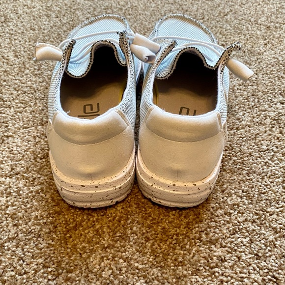 Hey Dude Wendy Sox Stone White Loafers Size 5 Women’s Like New! - Picture 3 of 7